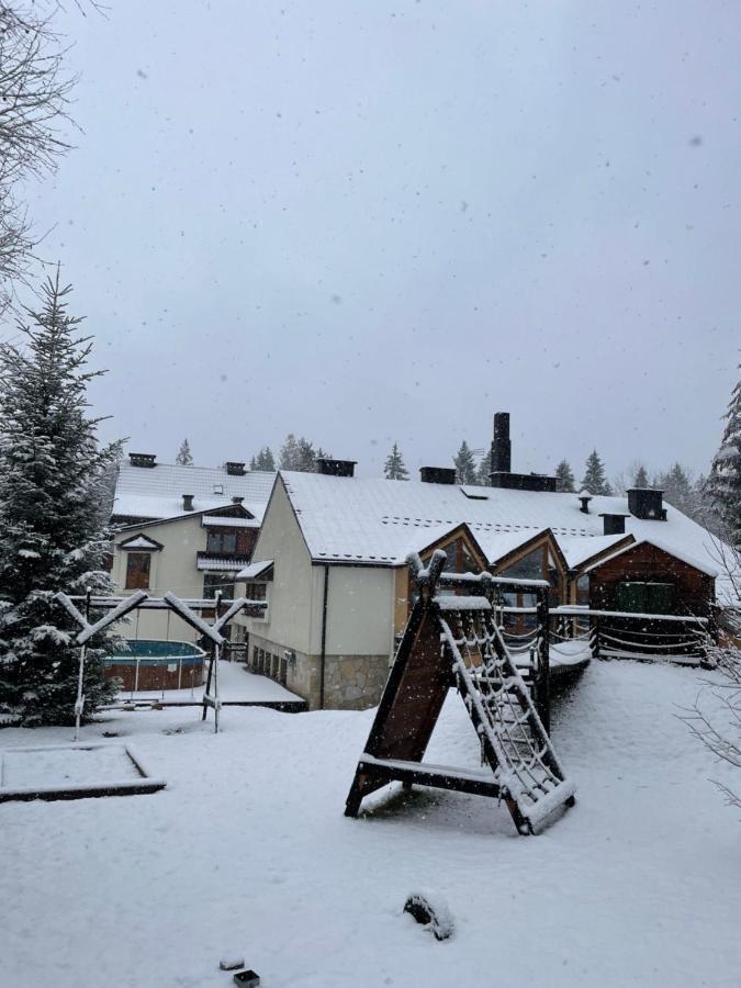Gosciniec Ozna Hotel Kiczora Buitenkant foto